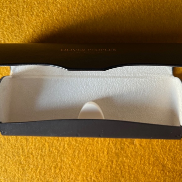 Oliver Peoples Riley R 0OV5004C 45mm Clip On Sunglasses Gold/Brown Polarized - Picture 12 of 16